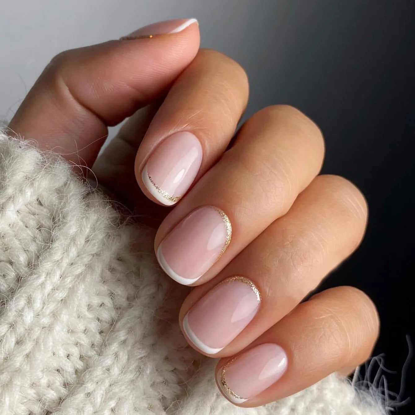 24Pcs French Tip Handmade Press On Nails Minimalist Solid Color Fake Nails Medium Square Full Cover Press On Nail Tips With Glue