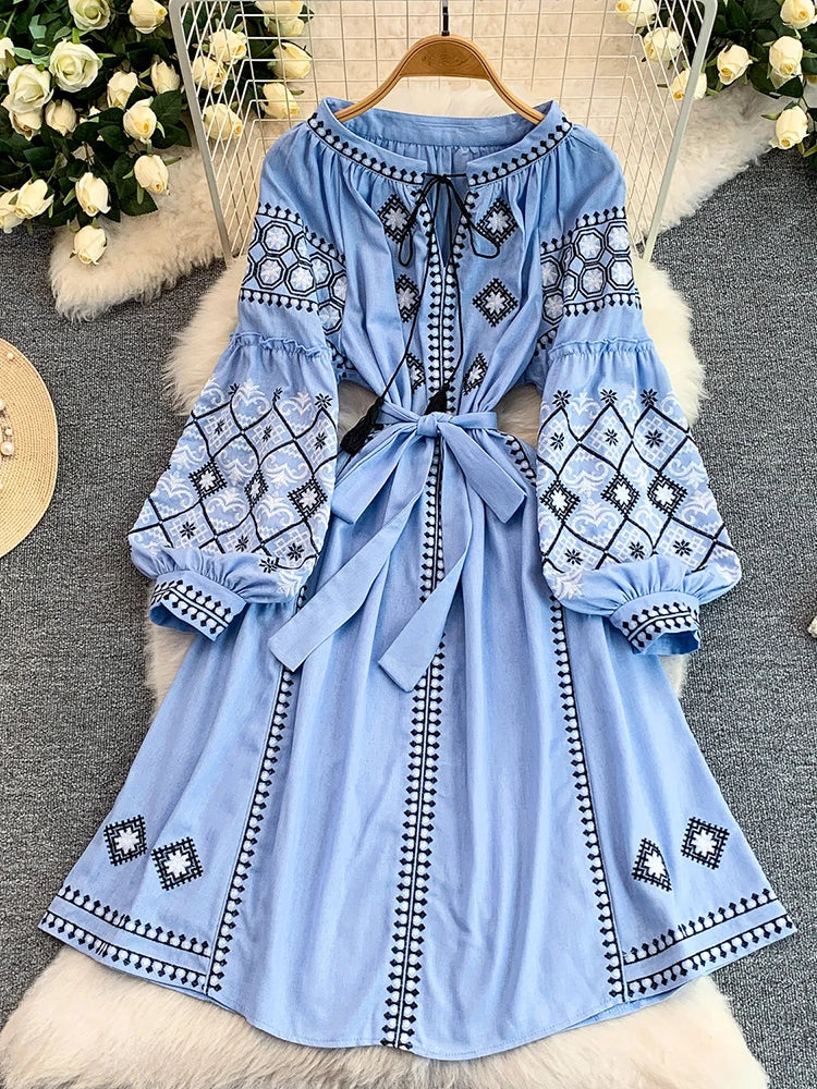 Women's Dress Spring New Style Vintage Embroidery Lace-up O-Neck Versatile Loose Bandage Waist A-line Mid-length Vestidos DS354
