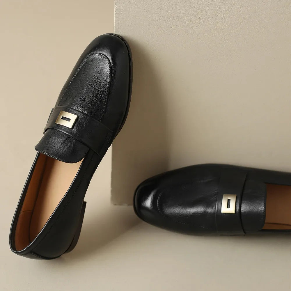 Danxuefei Women’s Leather Slip-On Loafers – Round Toe