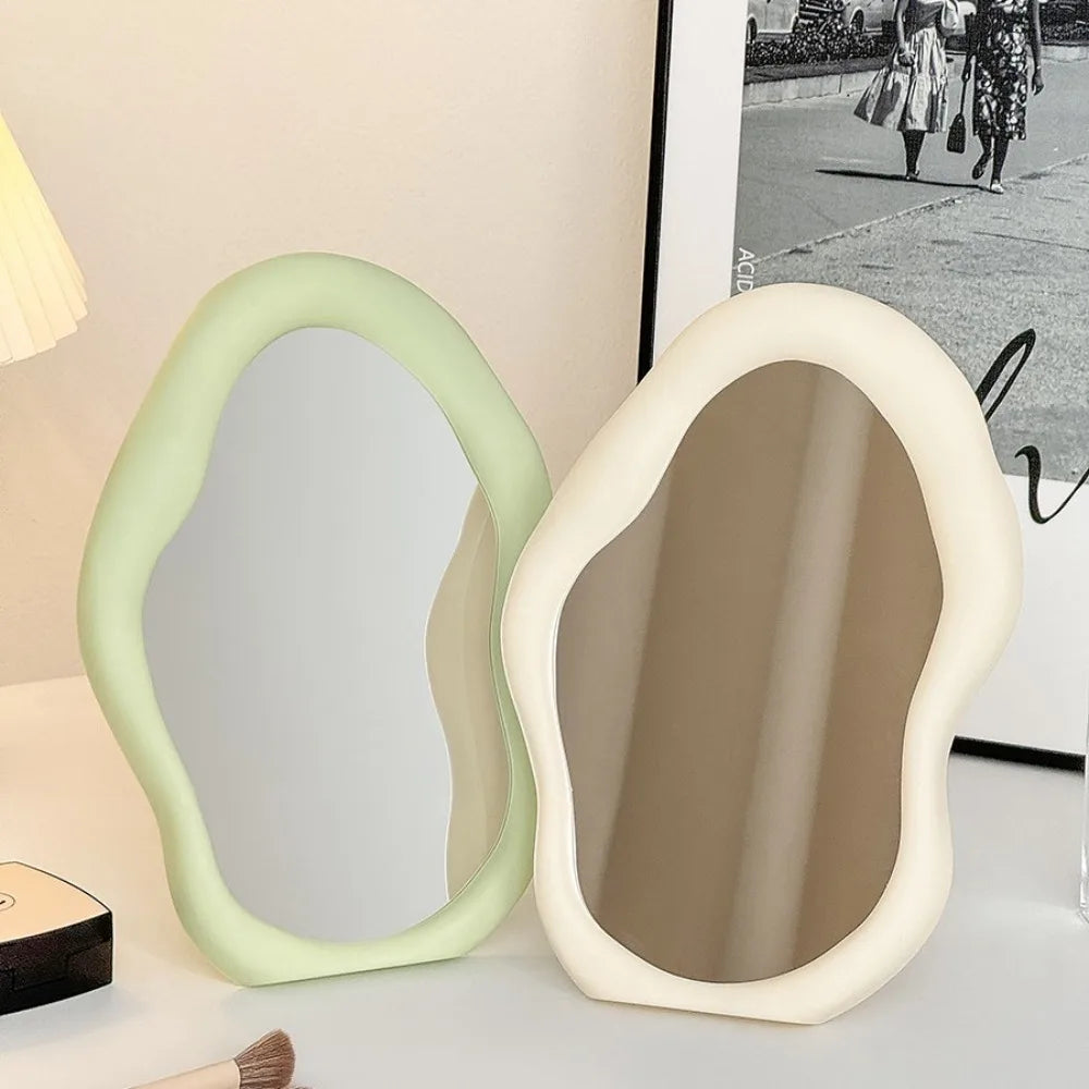 Cream Style Cloud-Shaped Makeup Mirror – 1pc