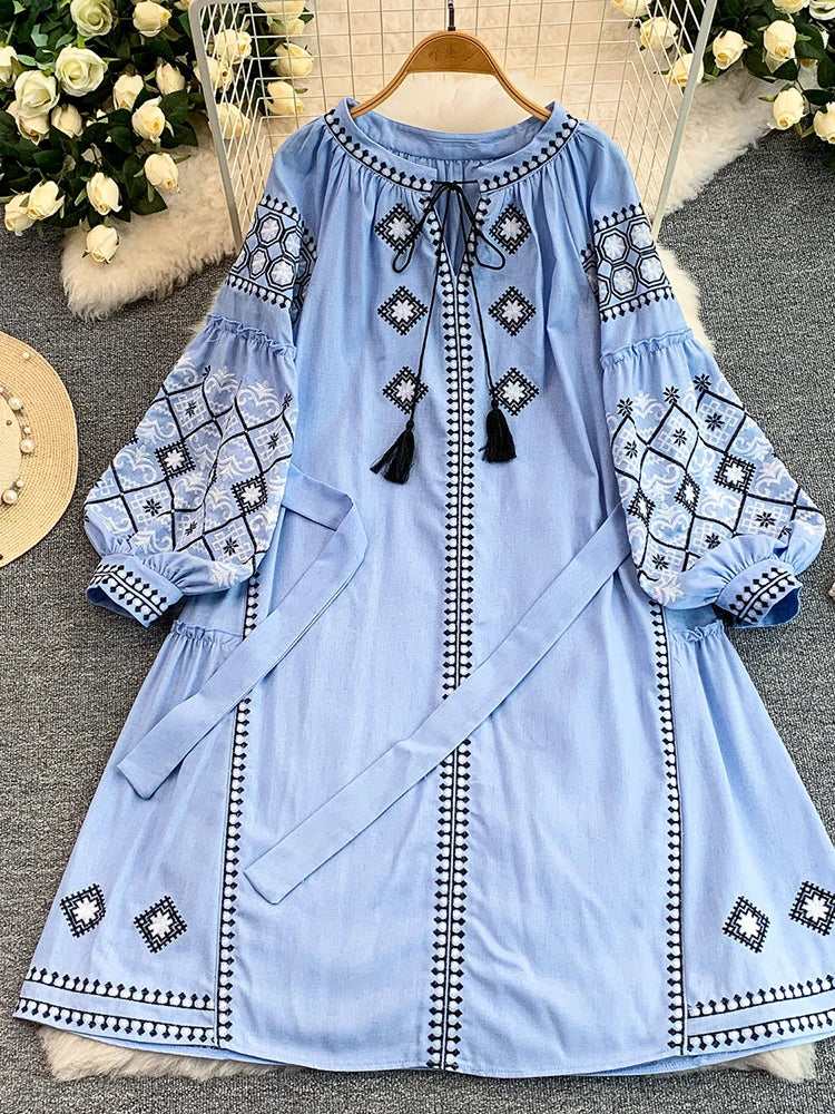 Women's Dress Spring New Style Vintage Embroidery Lace-up O-Neck Versatile Loose Bandage Waist A-line Mid-length Vestidos DS354
