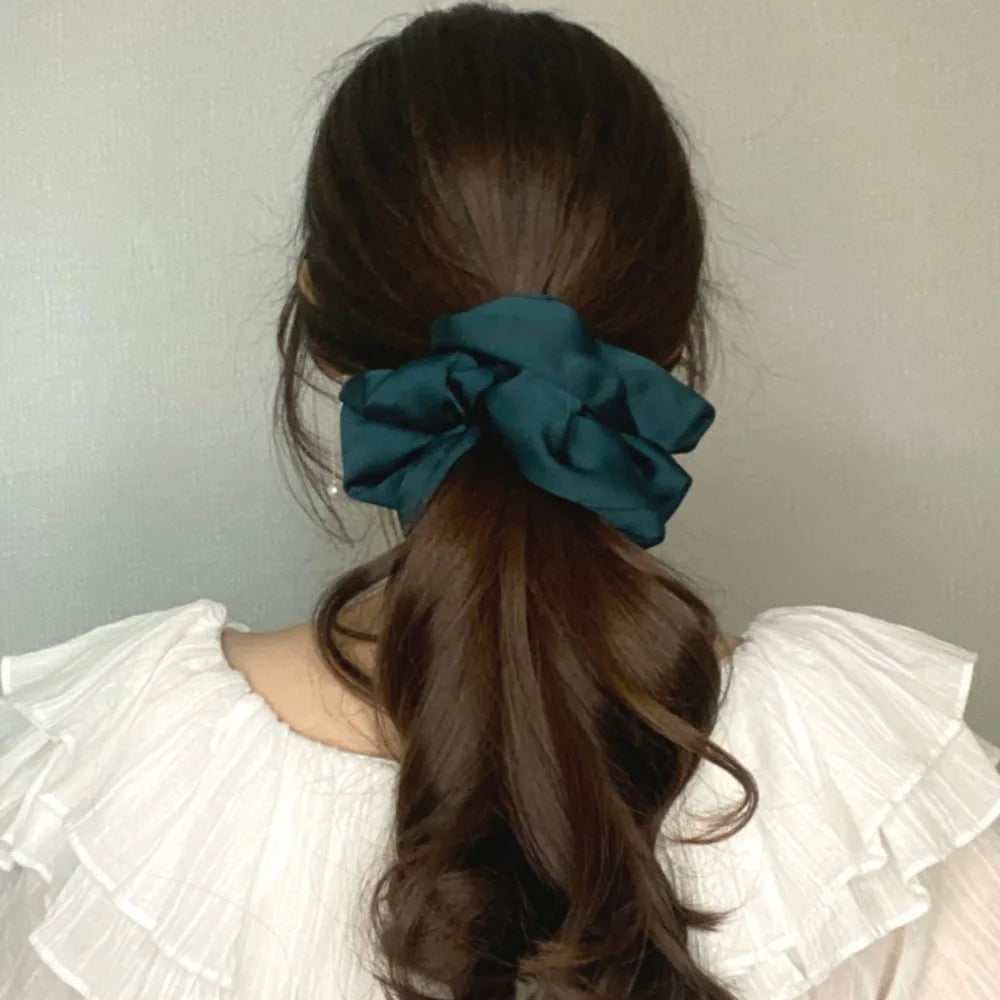 Women Soild Color Oversized Satin Scrunchies Fashion Elastic Hair Ties Ponytail Holder Satin Scrunchie Hair Accessories