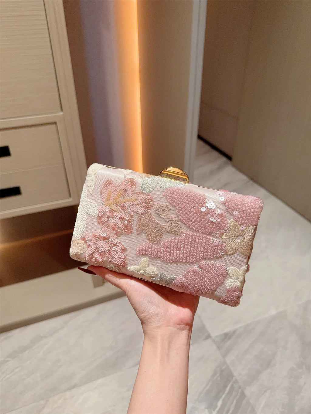 New Cross-Border Sequin Embroidery Flower Chain Clutch Bag Chain Bag Spring and Summer Fashion Trendy Women's Bag Crossbody Bag